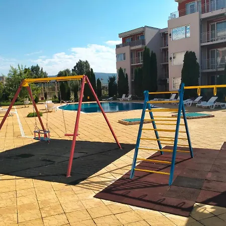 Sunny Warm Quite Studio 42m2 Aquapark Slantchev Briag